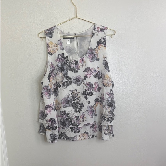 Simply Styled Tops - Women’s L Simply Styled Floral Sleeveless Blouse - White and Purple